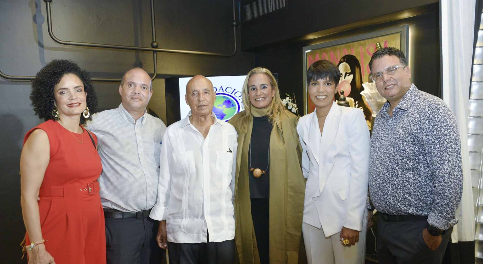 Fundacion Oncoserv rinde homenaje postumo a Ada Mercedes Gomez de Rosario