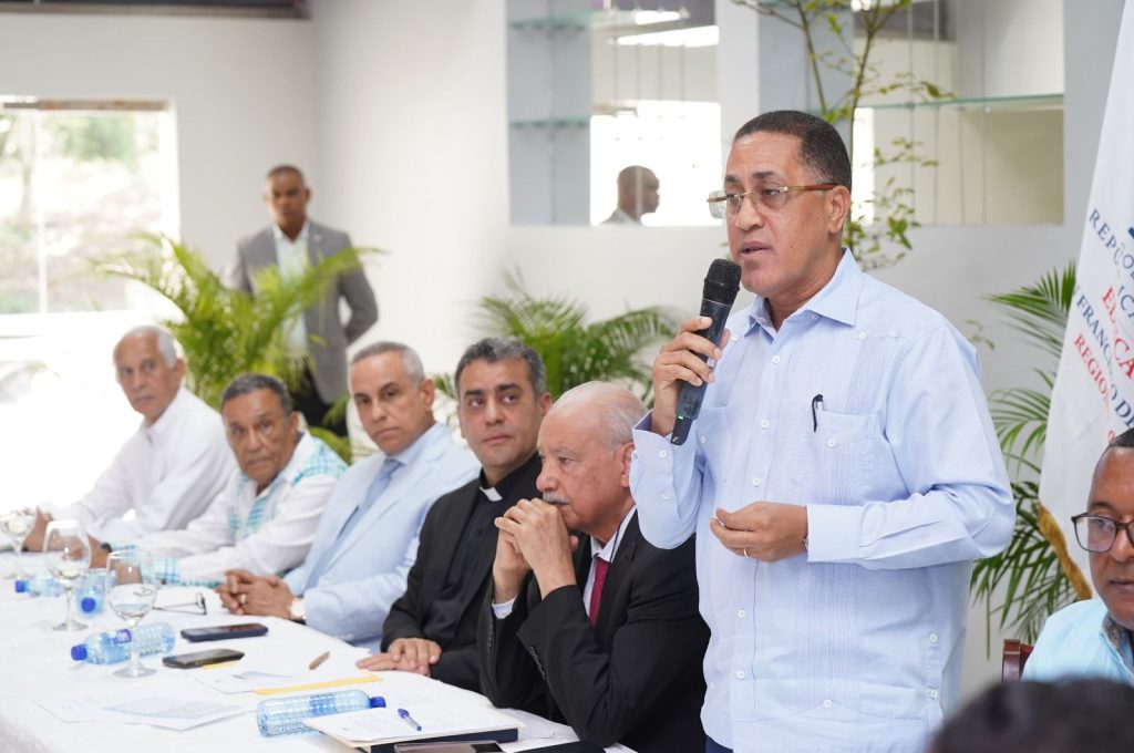 MINERD impulsa transformacion escolar en el Nordeste con participacion