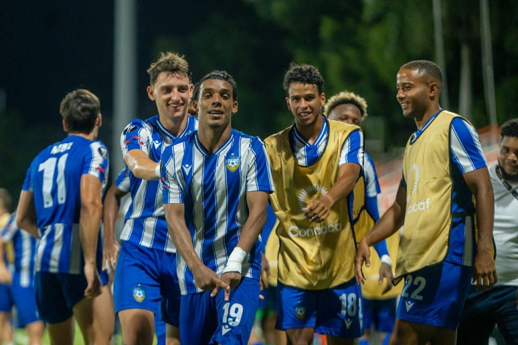 OM FC arranca con victoria 2 0 sobre Central FC en la Caribbean Cup1