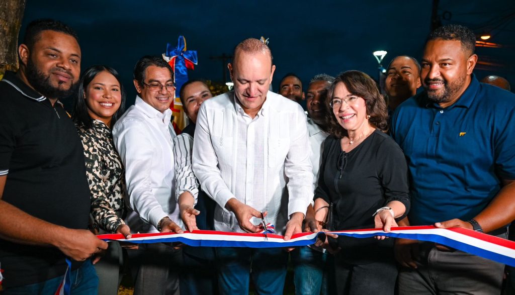 Alcaldía de Santiago entrega parque remozado en Las Charcas con inversión millonaria Alcaldia de Santiago entrega parque remozado en Las Charcas con inversion millonaria e1757024012191