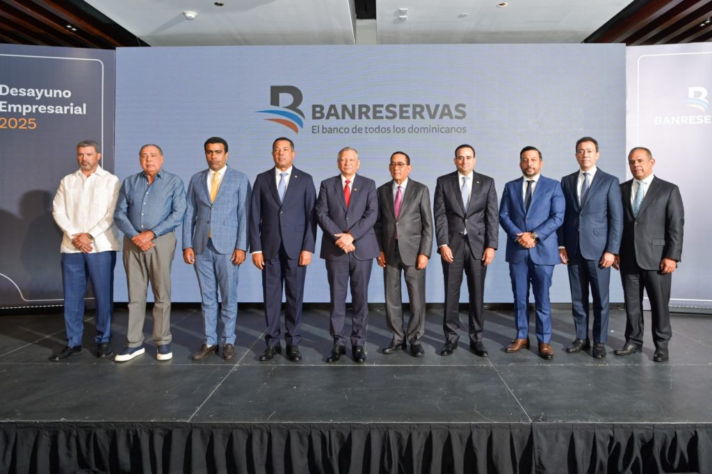 Banreservas impulsa crecimiento de la construccion con financiamiento record de RD21000 millones