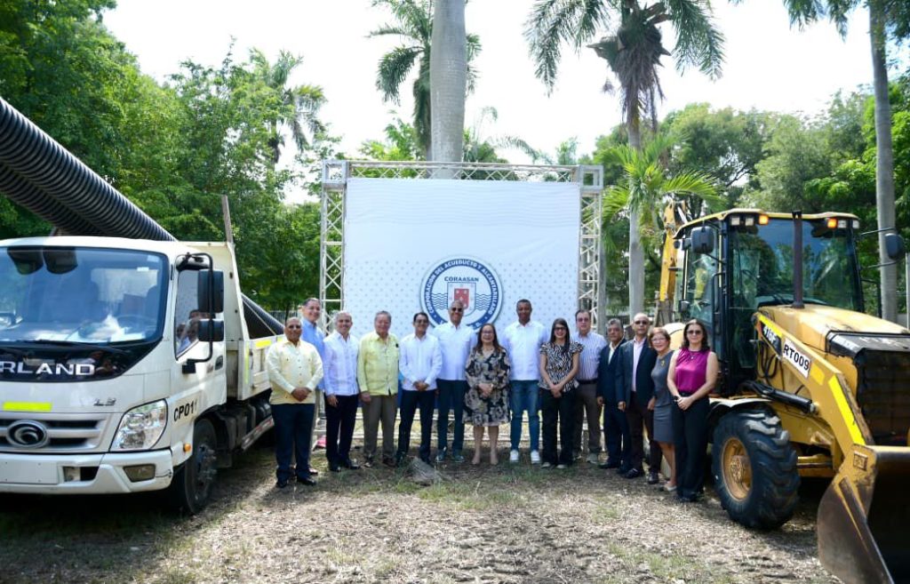 Coraasan inicia colectores sanitarios La Pina y La Rosaleda con inversion superior a RD270 millones