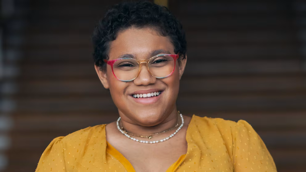 Daphne Frias destaca como lider en la interseccion del activismo por discapacidad
