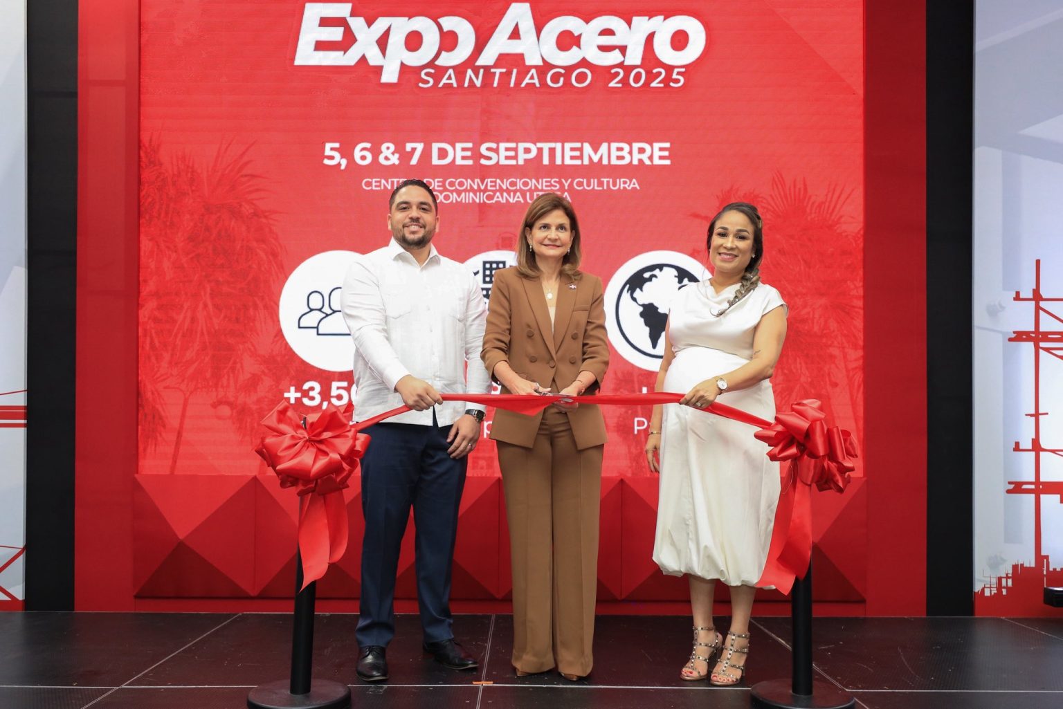 Expo Acero 2025 abre en Santiago con 103 empresas de 11 paises y la participacion de Raquel Pena