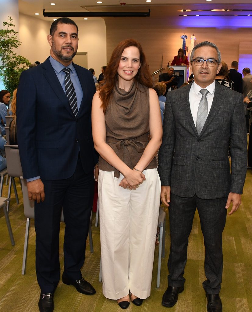 Juan Carlos Santos Julia Rodriguez y Giovanny Cordero