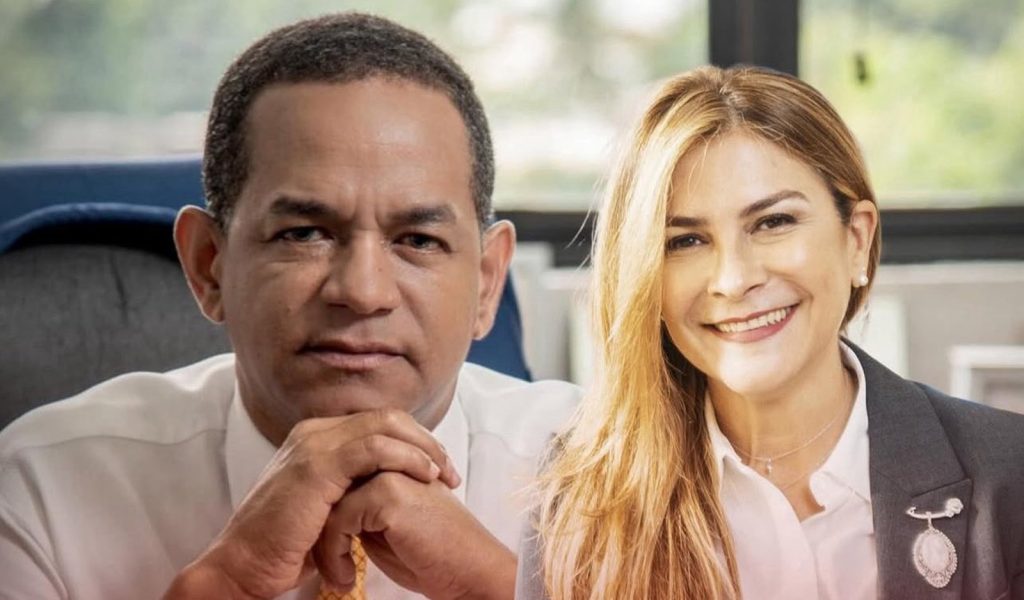 Julio Cesar Valentin elogia liderazgo de Carolina Mejia y la define como referente regional