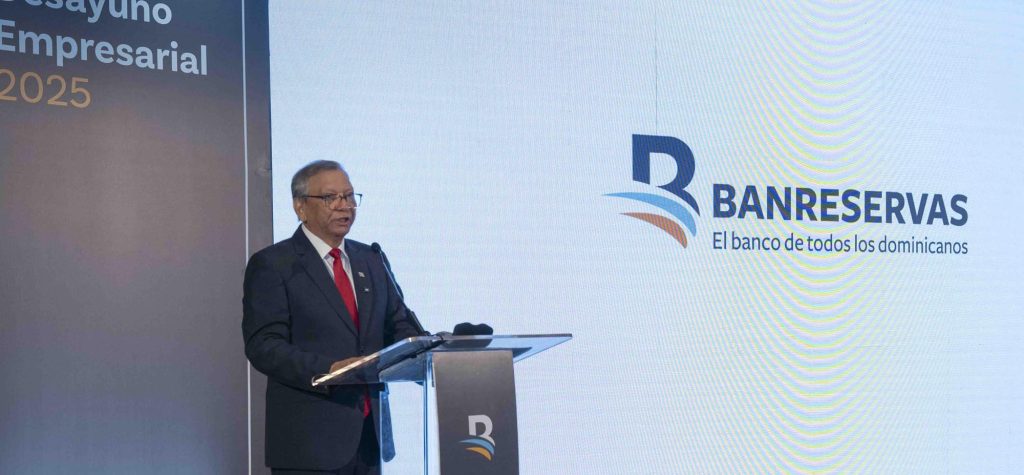 Banreservas impulsa crecimiento de la construcción con financiamiento récord de RD$21,000 millones Leonardo Aguilera proyecta que el banco cerrara 2025 con una solida cartera empresarial1