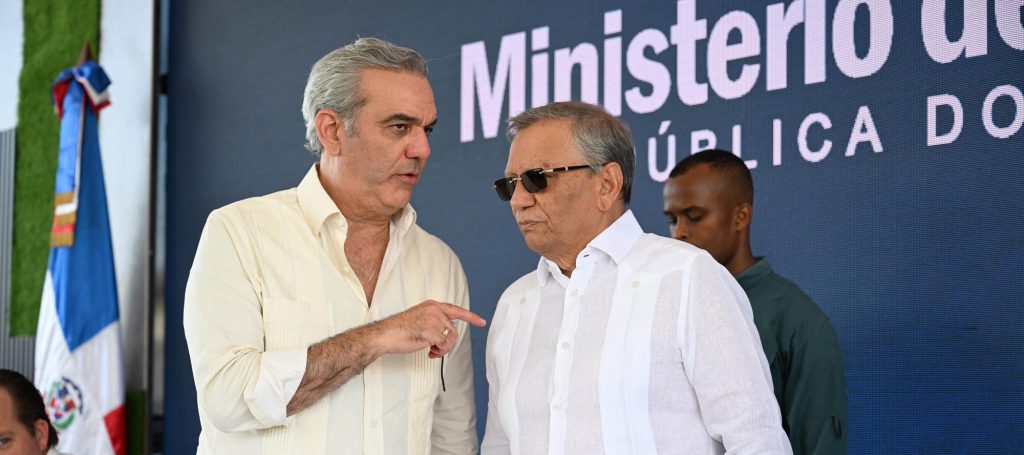 Leonardo Aguilera ratifica compromiso de Banreservas con el turismo en Puerto Plata