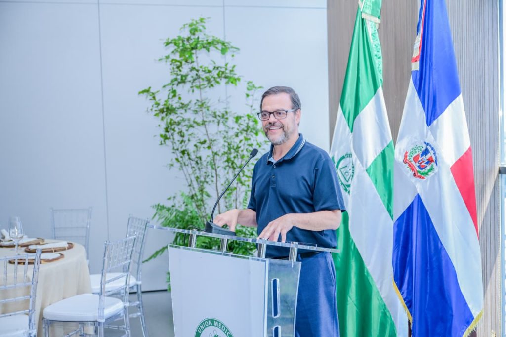 Delegación del Senado de Nueva York respalda a Santiago como hub de salud del Caribe durante visita a Unión Médica Luis Sepulveda senador estatal de Nueva York eljacaguero