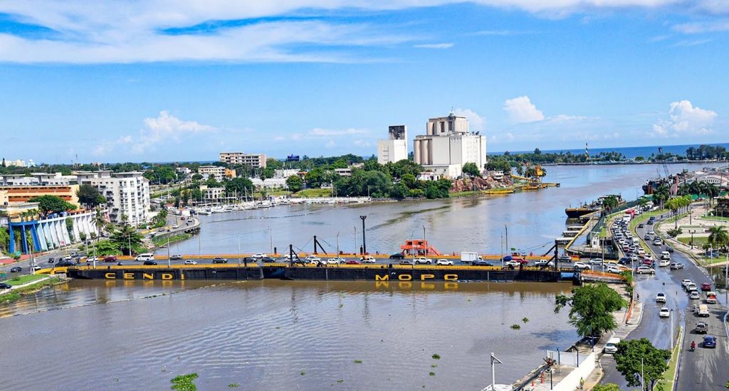 Puente Flotante cerrara por dos horas para paso de embarcacion este sabado