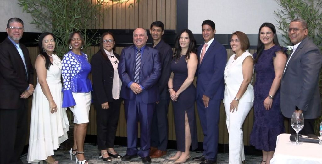 Sociedad Dominicana de Reproduccion Humana relanza su mision y presenta nuevo presidente