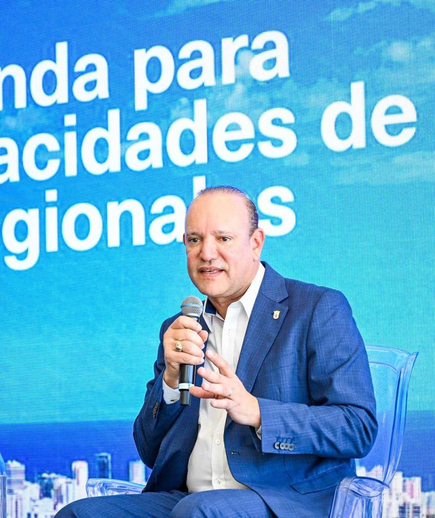 Ulises Rodriguez resalta descentralizacion y autonomia fiscal como clave del desarrollo municipal
