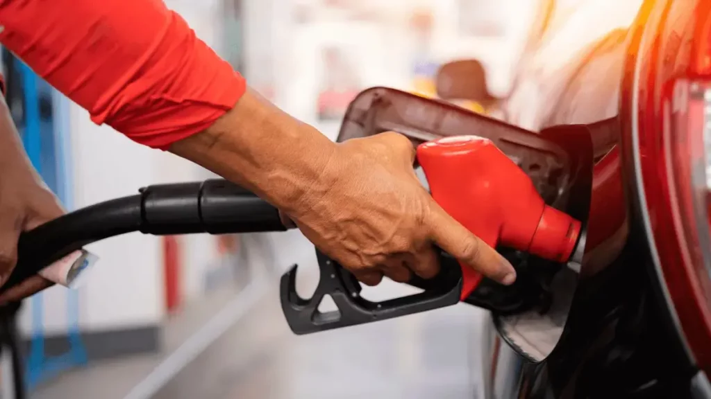 combustibles o gasolina eljacageuro
