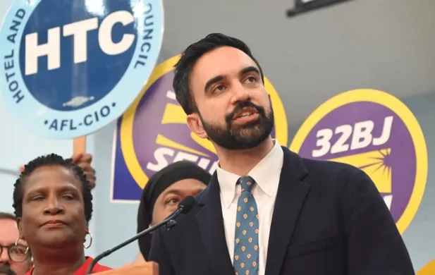 Activistas en NYC exhortan votar por Mamdani para alcalde Activistas en NYC exhortan votar por Mamdani para alcalde