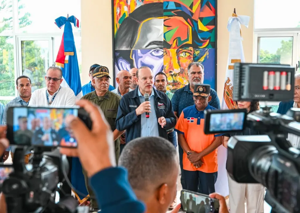 Alcaldía de Santiago destaca respuesta ejemplar ante lluvias históricas Alcaldia de Santiago destaca respuesta ejemplar ante lluvias eljacaguero