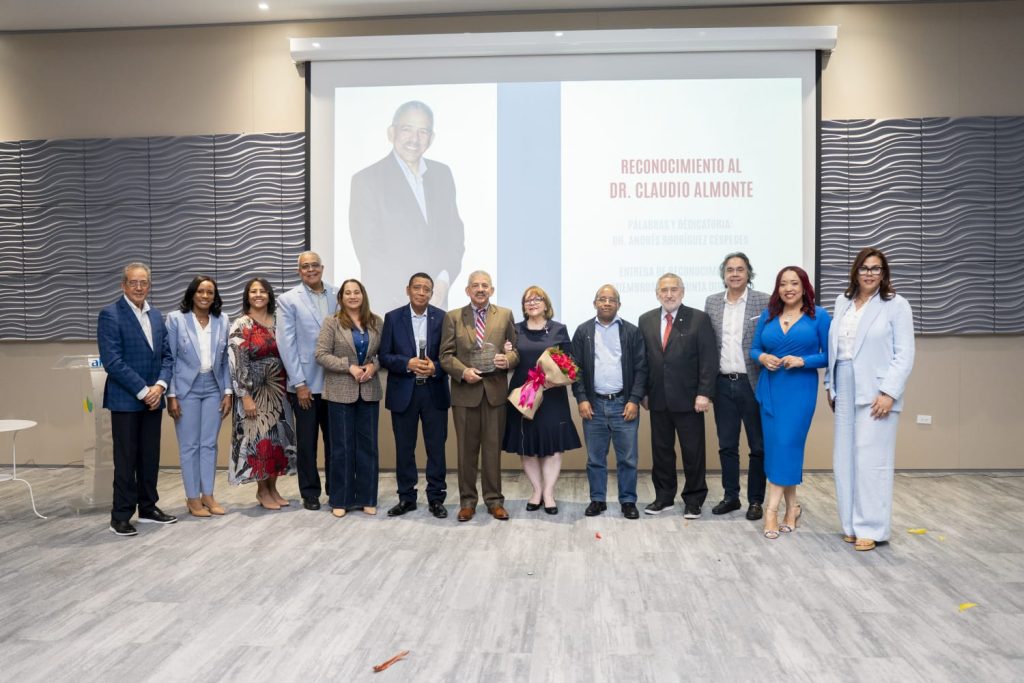 CERECA celebra jornada cientifica y septimo aniversario en La Vega