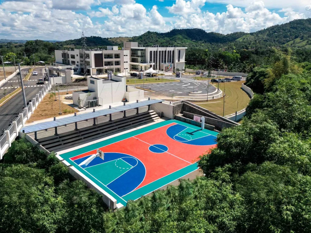 Centro Universitario UASD Cotui y anuncia construccion de la Circunvalacion de la ciudad