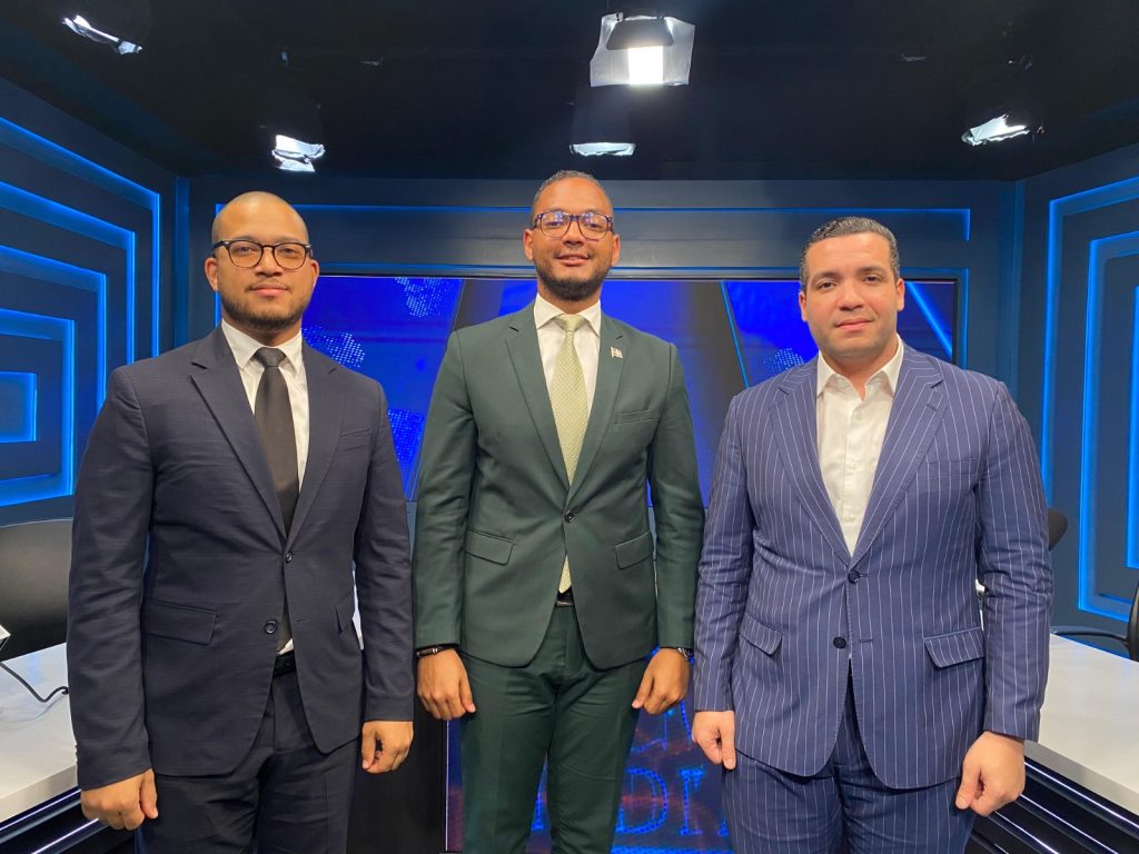 Daniel Alburquerque Cedeno asegura que la normativa hara los procesos mas cortos efectivos y transparentes