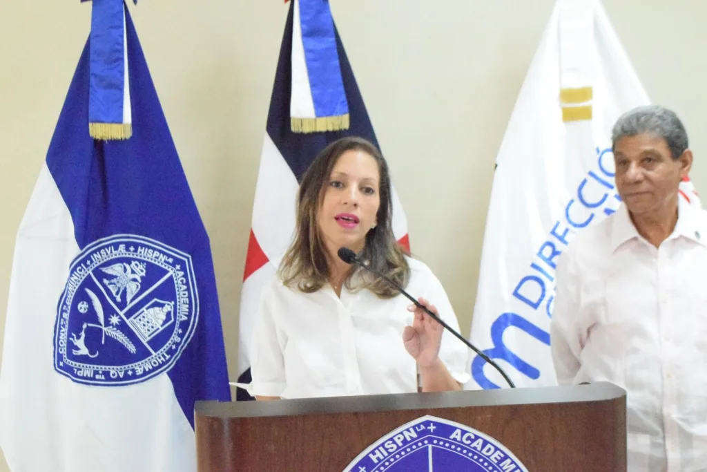 La UASD Santiago acoge exposicion conmemorativa por los 80 anos del Monumento a los Heroes de la Restauracion