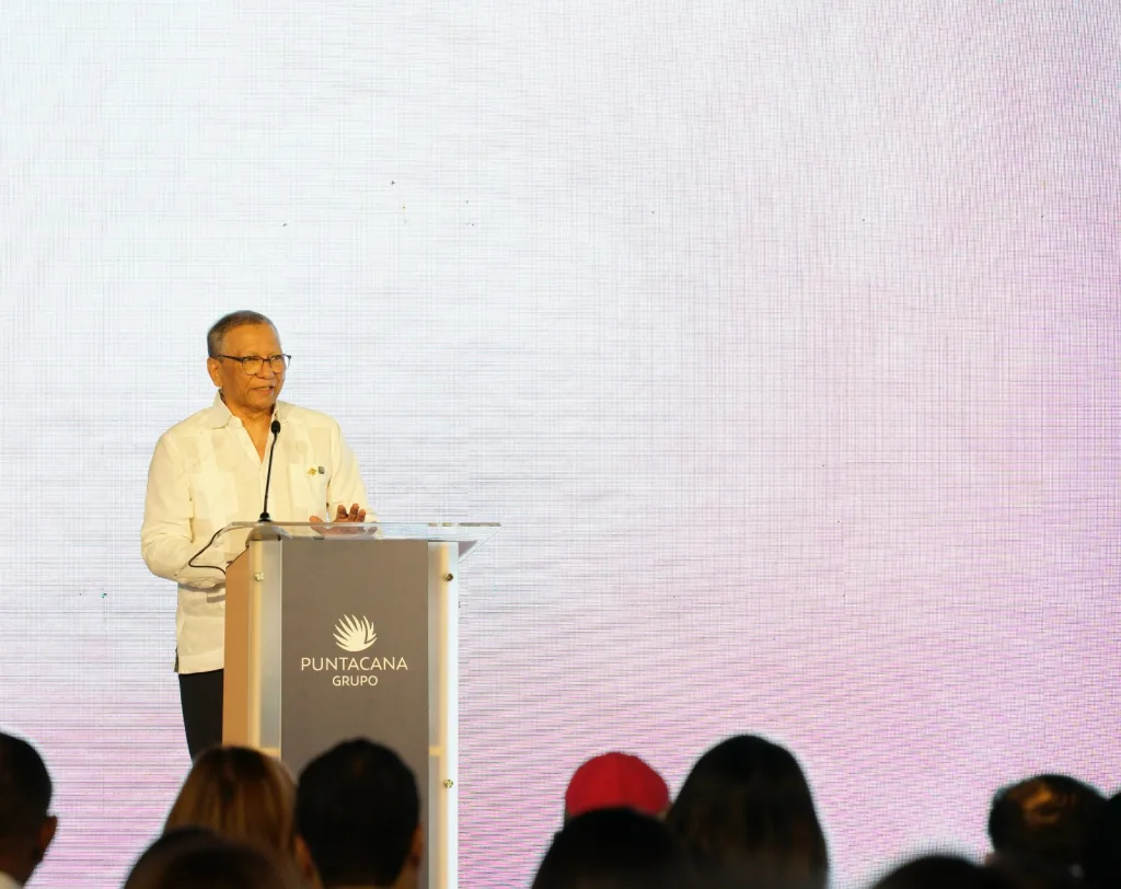 Leonardo Aguilera anuncia financiamiento de mas de 7000 habitaciones