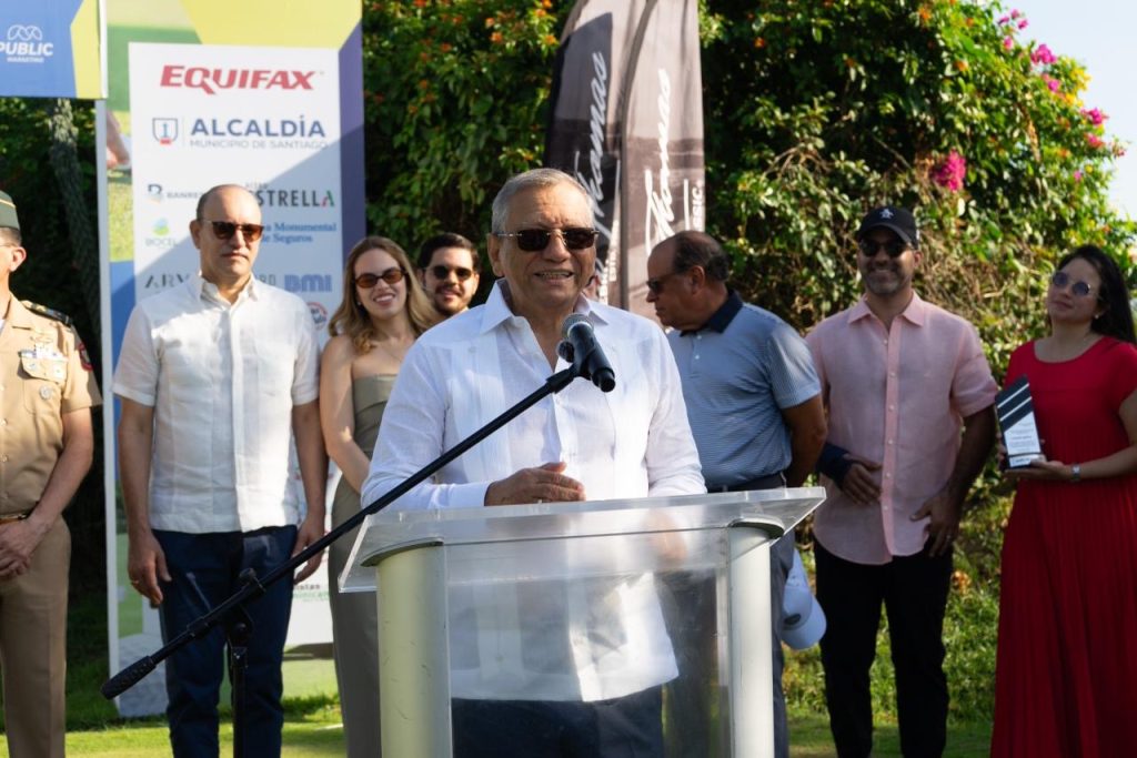 Leonardo Aguilera reafirma el compromiso de la institucion durante el cierre del Grand Thomas Celebrity Classic 2025 en Santiago