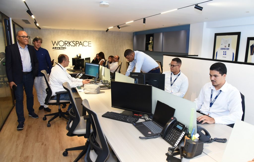 Parte de las nuevas areas de la oficina para los tecnicos de servicios a los clientes