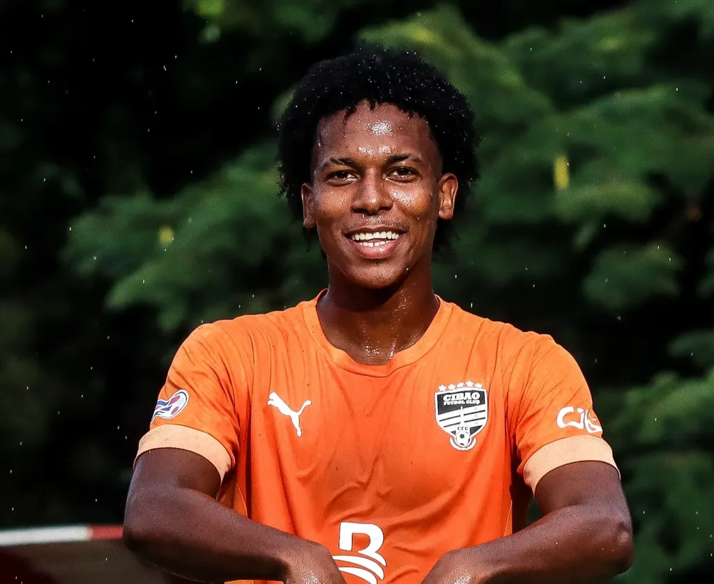 Cesarin Ortiz eljacaguero e1763681441796