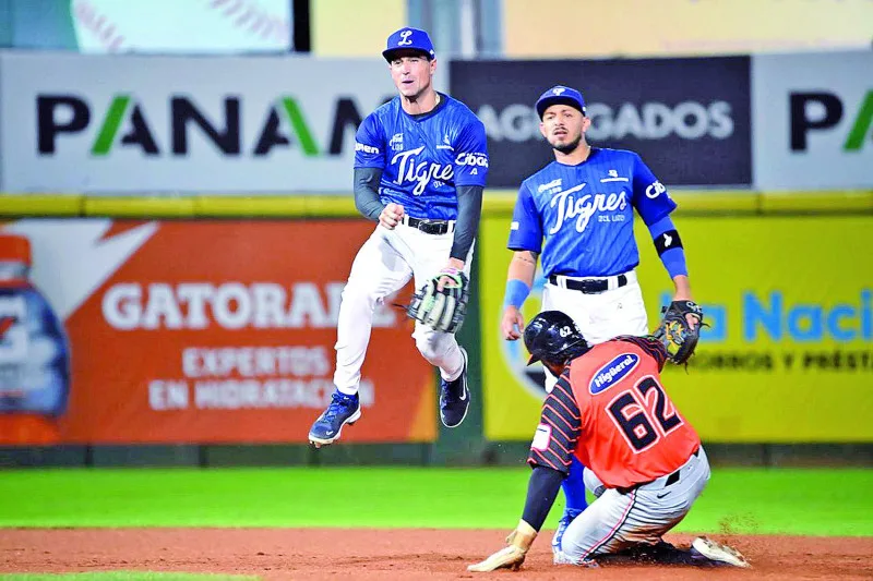 El Licey sobrevive al derrotar a Los Toros 6 3 eljacaguero