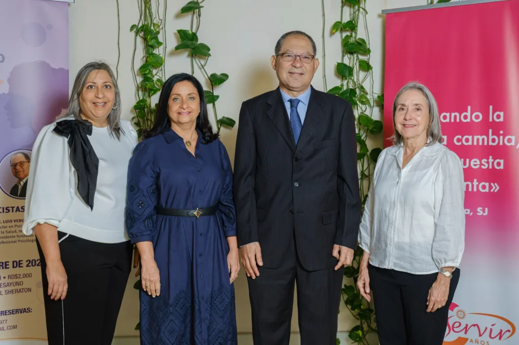 Elisa Veras Soraya Lara Caba Luis Verges Julia Tavares Bucher eljacaguero