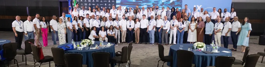 FEDOCÁMARAS celebra con éxito su IX Congreso Nacional y reconoce al ministro Víctor “Ito” Bisonó por su apoyo al fortalecimiento del sistema cameral FDC 7009