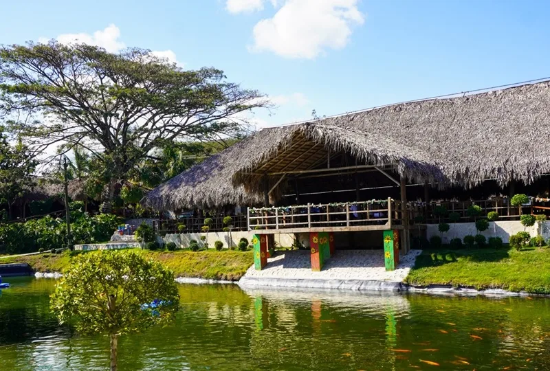 La Chivería presenta su irresistible menú navideño para empresas Foto exterior restaurante La Chiveria