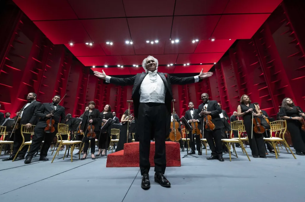 José Antonio Molina conduce un final de temporada memorable entre tradición y virtuosismo Jose Antonio Molina conduce un final de temporada memorable entre tradicion y virtuosismo
