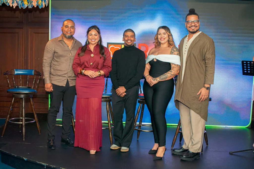 La Gonzalez aterriza en el Cibao con un show que promete risas magia