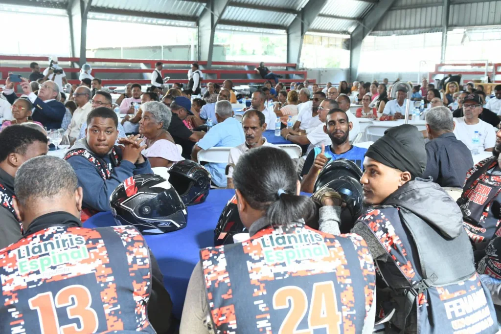 La brisita navidena llega acompanada de avance en obras clave en Santiago