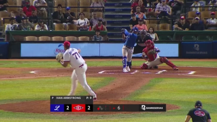 Leyba impulsa triunfo del Licey eljacaguero