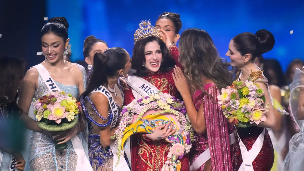 Mexico celebra a lo grande la corona de Miss Universo 2025