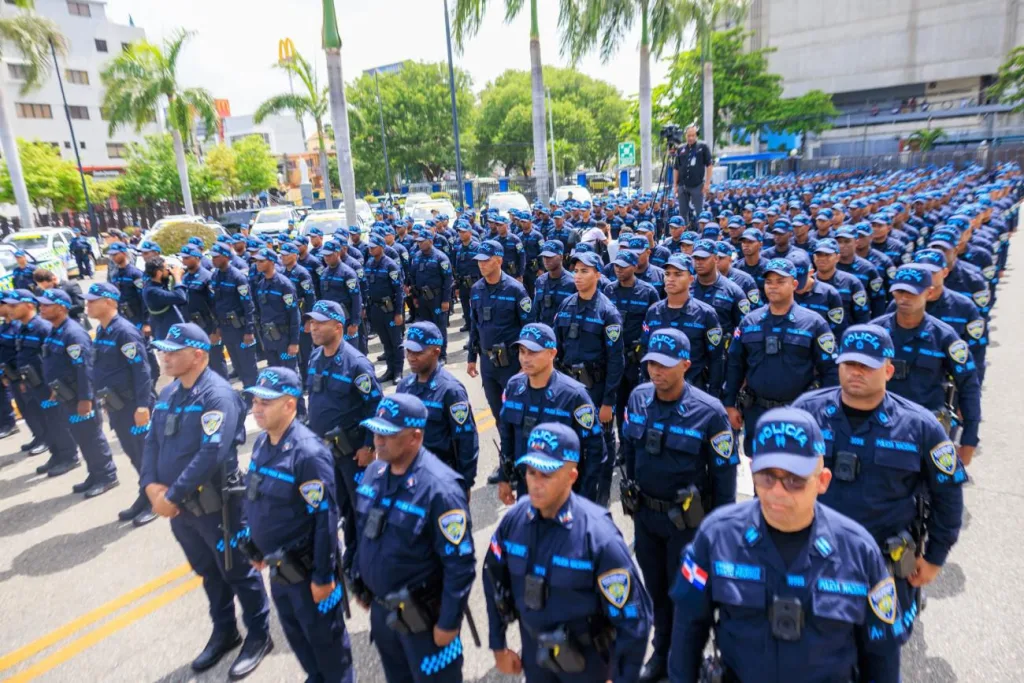 Reforma policial fortalece seguridad ciudadana con más agentes y un modelo de formación integral Policia Nacional fortalece seguridad ciudadana con mas agentes y un modelo de formacion integral