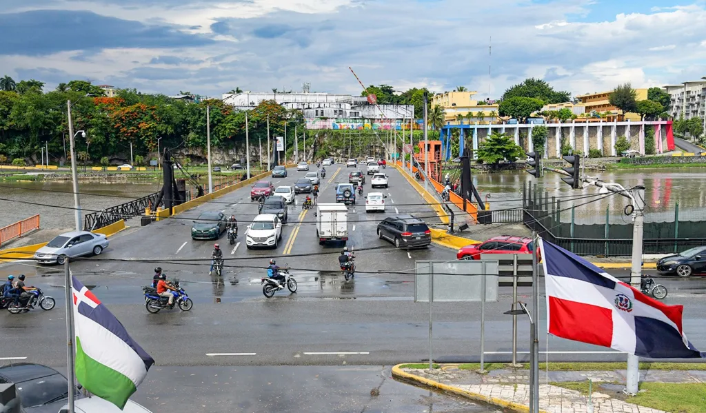 Puente Flotante cerrara temporalmente este sabado por maniobra maritima eljacaguero