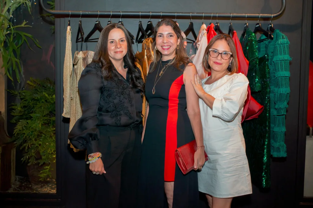 Rafael Rivero ilumina la temporada con su nueva colección “Holidays” Rafael Rivero ilumina la temporada con su nueva coleccion2