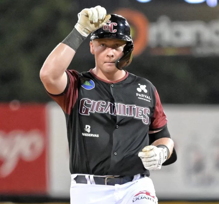 Toros del Este rugen en La Romana y escalan al segundo lugar tras vencer a los Leones del Escogido Rojas y Holton mantienen a los Gigantes en la pelea por el cuarto