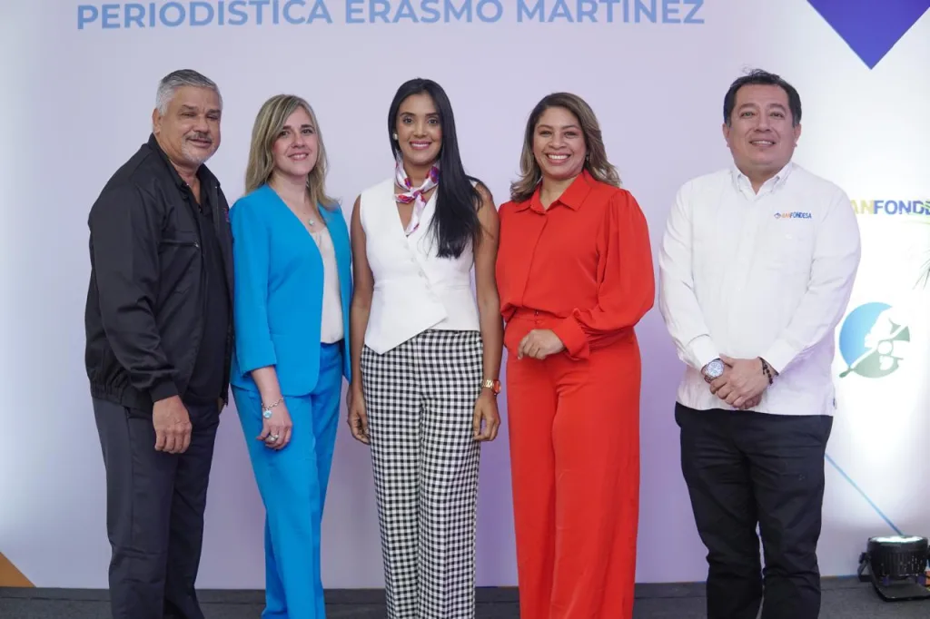 SNTP y BANFONDESA lanzan XV concurso fotografico para destacar el espiritu emprendedor dominicano