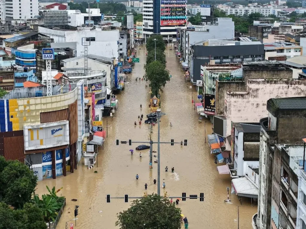 Lluvias récord en Tailandia dejan 41 muertos y millones de afectados Tailandia