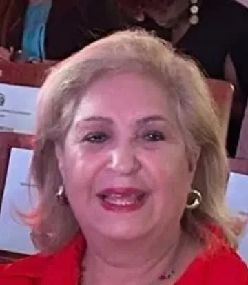 Doctora Francia Vargas presidente del PRM en Nueva York defiende gestión de Luis Abinader image 1 e1763396853579