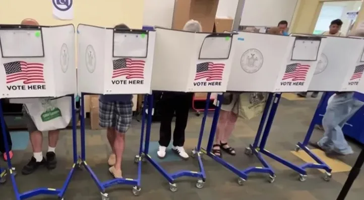 4,954,908 votantes activos ejercerán el sufragio en NYC; figuran más de 300 mil dominicanos votantes activos ejerceran el sufragio en NYC figuran mas de 300 mil dominicanos