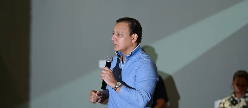 Abel Martínez: “El dinero del pueblo debe volver en obras y bienestar al pueblo y no al bolsillo de unos cuantos” ABEL EN JARABACOA 01