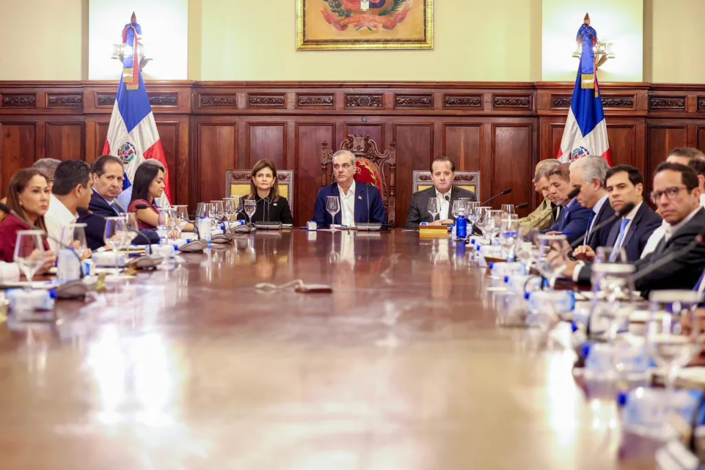 Abinader encabeza Consejo de Ministros enfocado en resultados y planificación para 2026 Abinader encabeza Consejo de Ministros enfocado en resultados y planificacion para 2026