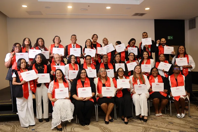 Profamilia presenta primer directorio virtual de asistencia legal para víctimas de violencia de género Abogadas y abogados graduados en el diplomado en Representacion Legal de Sobrevivientes de Violencia Basada en Genero realizado en el marco del proyecto Fortaleciendo el marco de proteccion