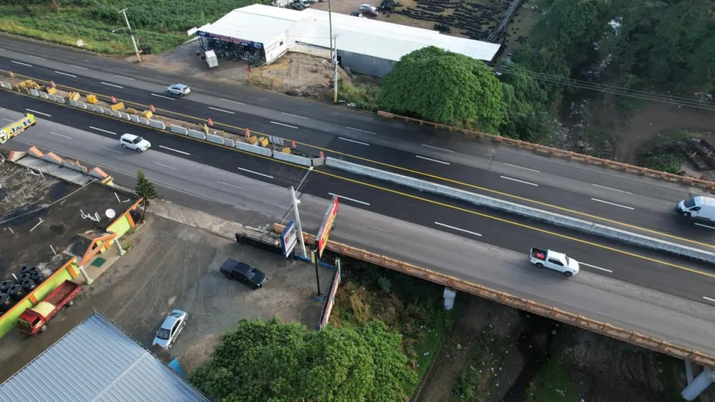 Obras Públicas habilita mejoras viales estratégicas en la Autopista Duarte Autopista Duarte eljacaguero