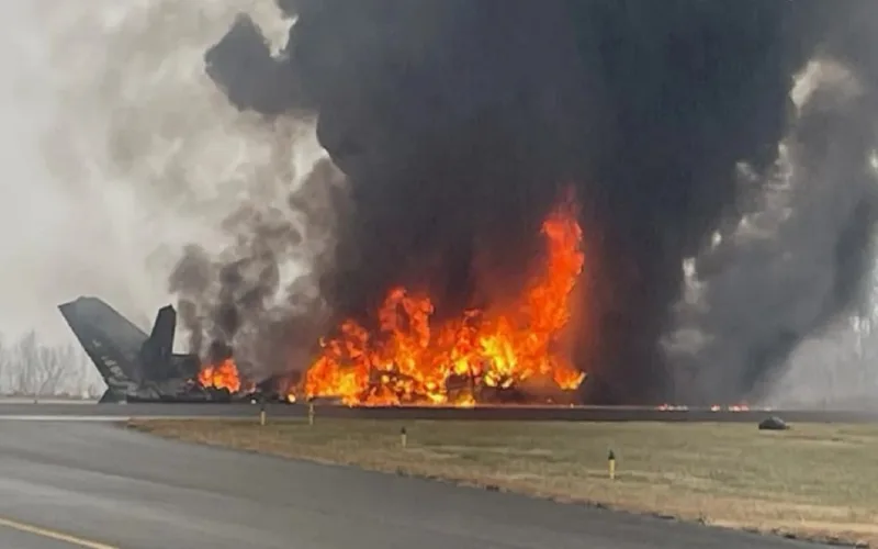 Accidente aéreo en un aeropuerto de Carolina del Norte deja varios fallecidos Avion