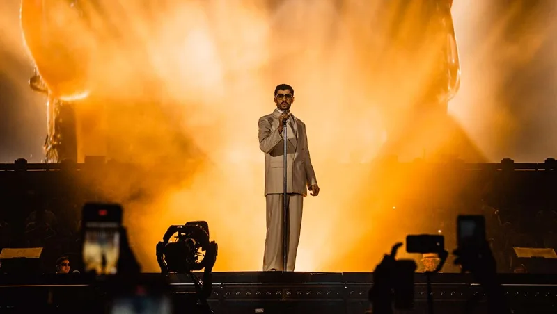 Análisis de visa destaca el impacto económico del concierto de Bad Bunny en RD Bad Bunny RD 2